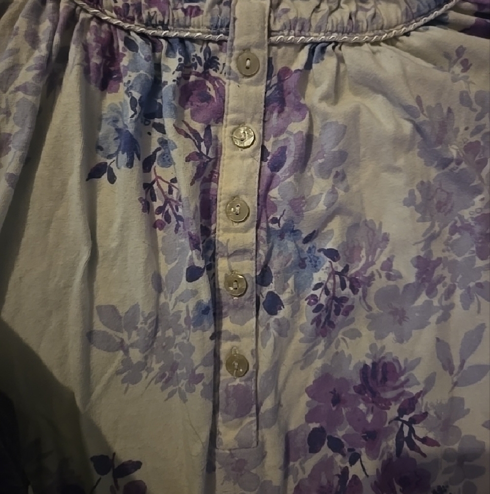 Floral Sleeveless Maxi Dress in Lavender - Picture 3 of 3